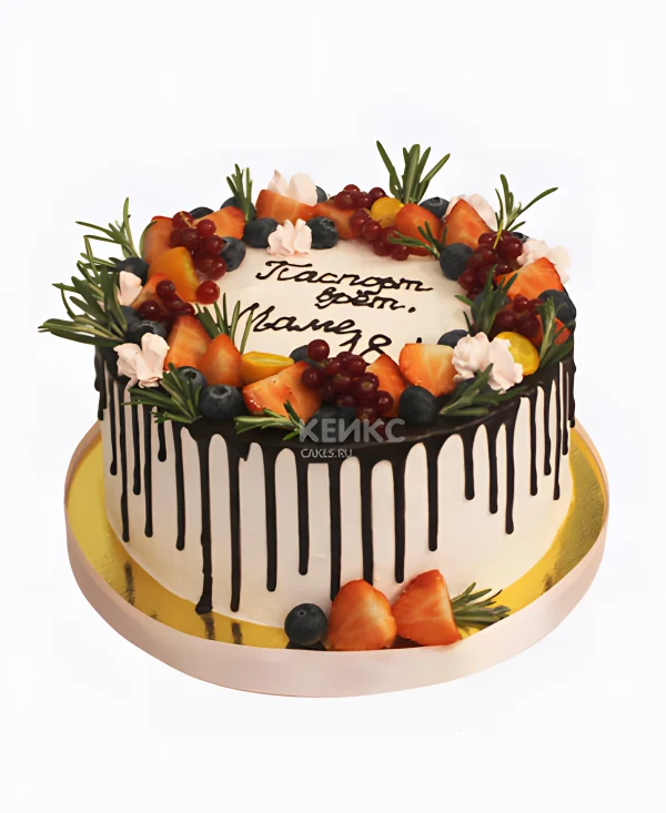 Торт маме с ягодами и надписью Фото