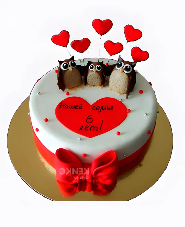 Милый торт с совушками и сердечками Фото