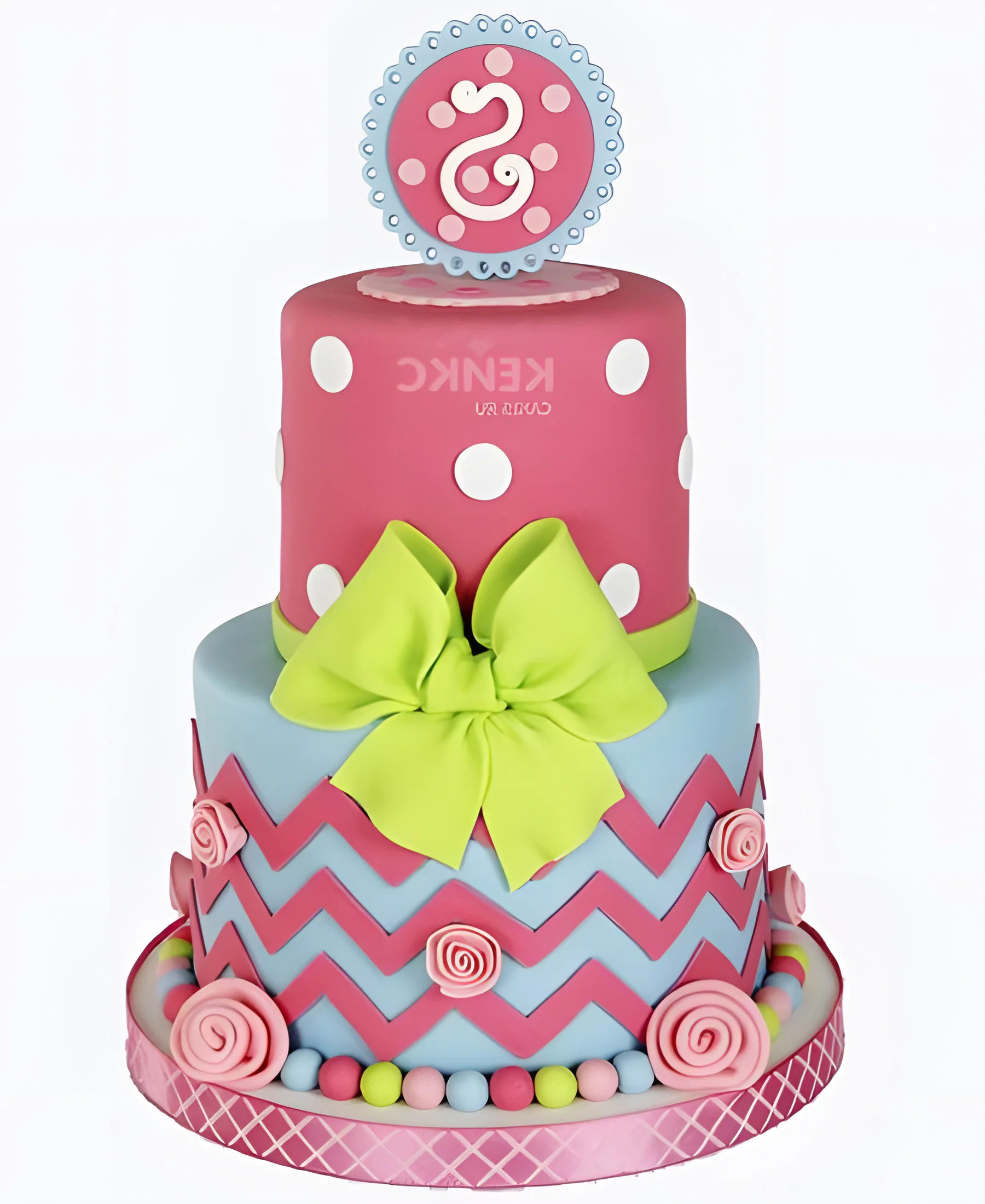 Торт с зеленым бантом и розами Фото