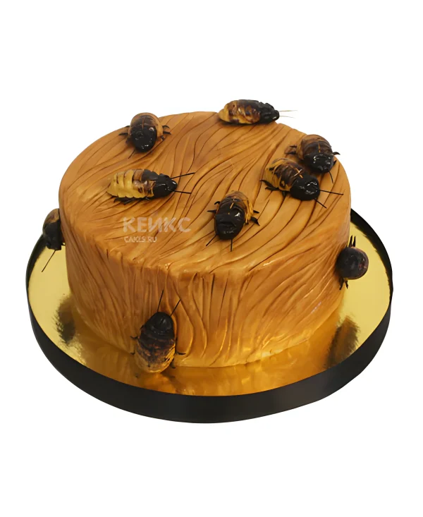 Торт на Хэллоуин с насекомыми Фото
