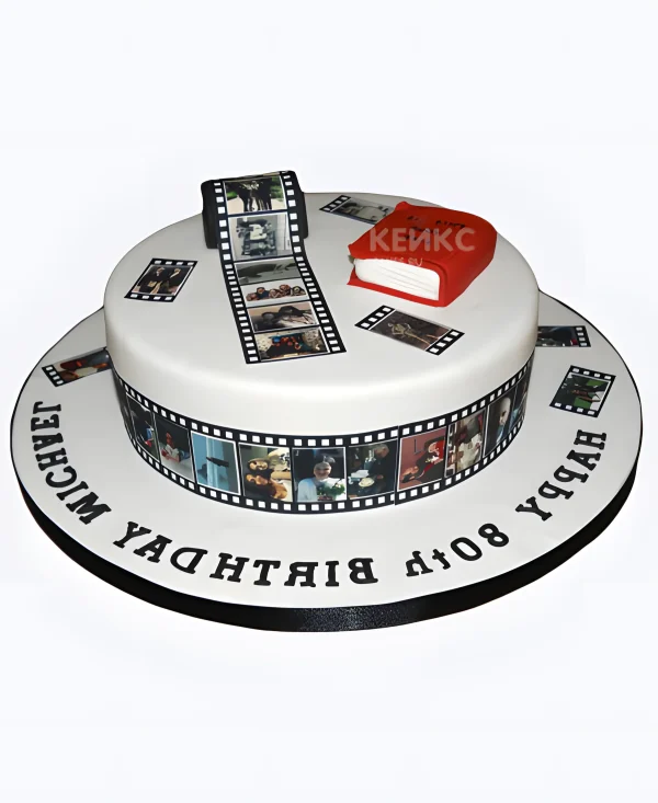 Торт белый для любителей кино с надписью Фото