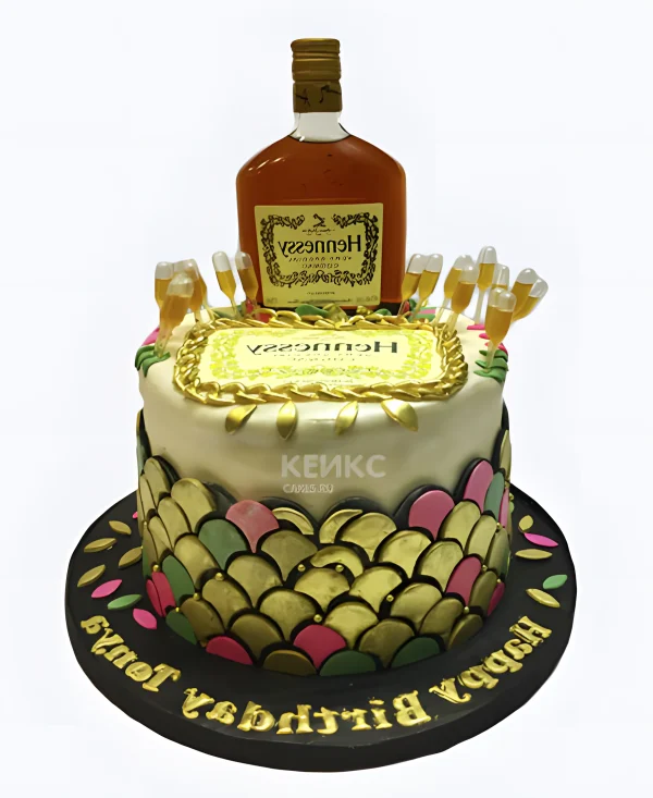 Пышный торт с бутылкой Хеннесси Фото