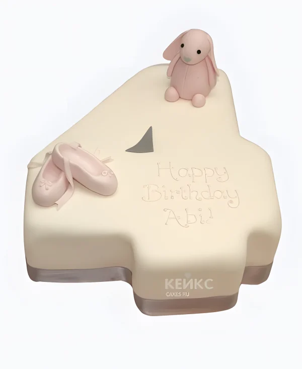 Розовый торт в виде цифры 4 для девочки Фото