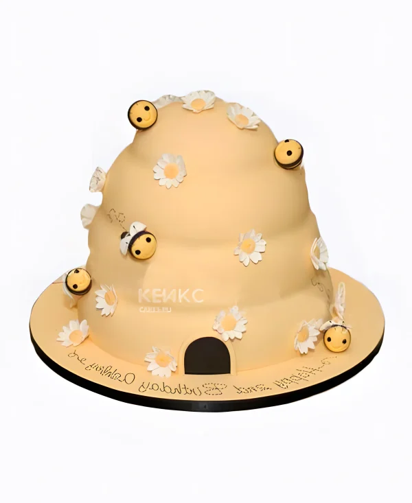 Нежный торт с ульем и ромашками Фото