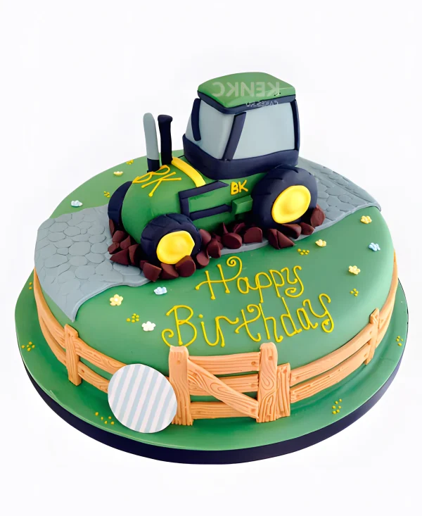 Зеленый торт с фигурой трактора и желтой надписью Фото