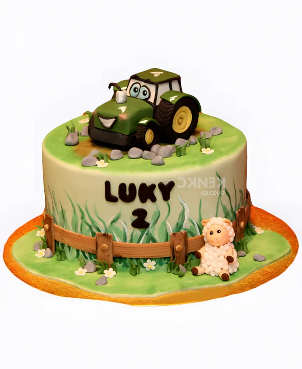 Детский торт трактор и барашек Фото