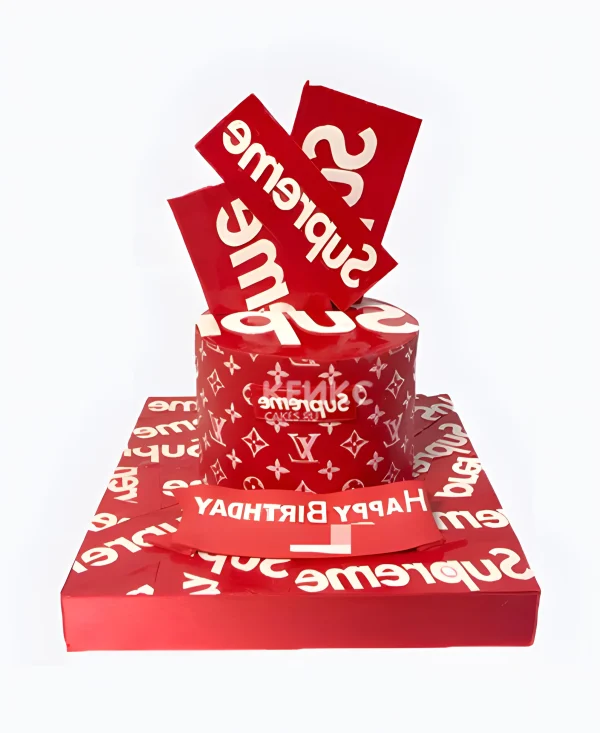 Яркий торт красный с надписью Фото