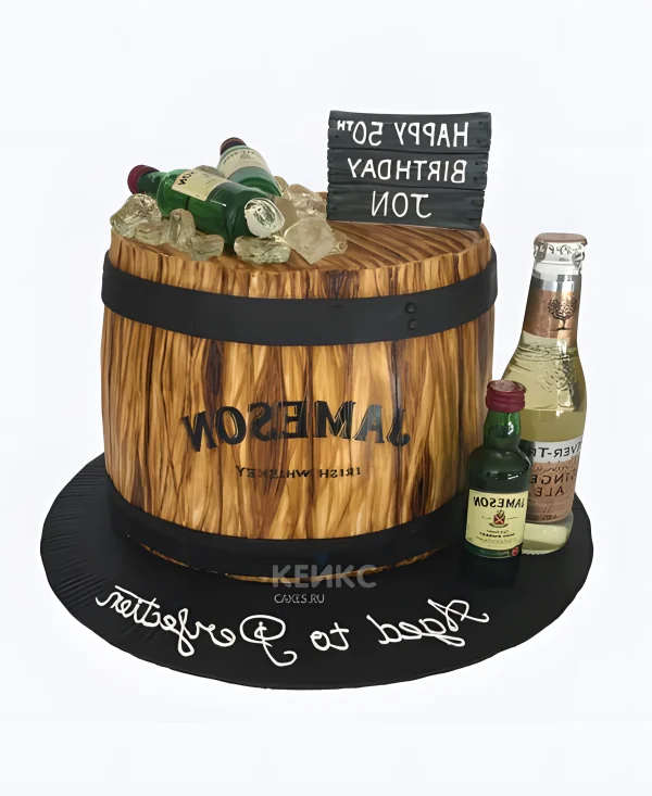 Шикарный торт виски с бутылкой пива Фото