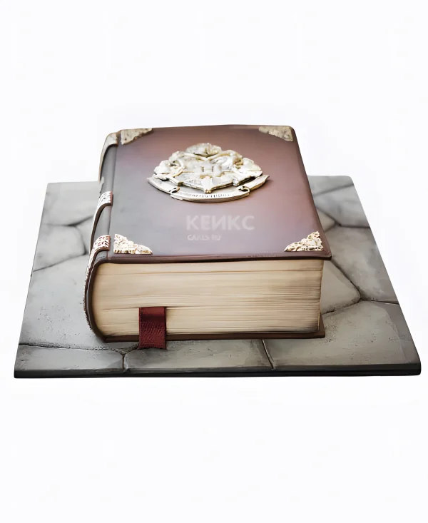 Шикарный торт с закладкой и золотым знаком Фото