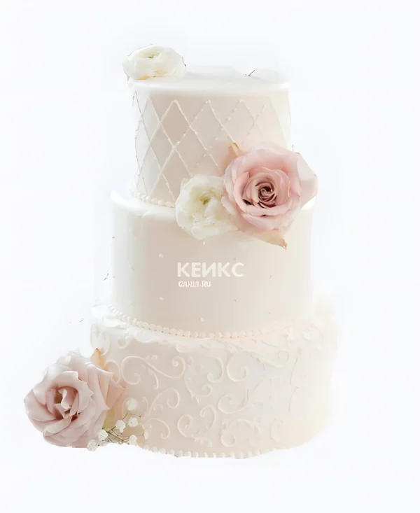 Необычный нежный торт с розами Фото