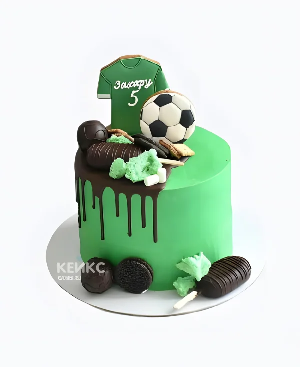 Спортивный торт мальчику на 5 лет с шоколадом Фото