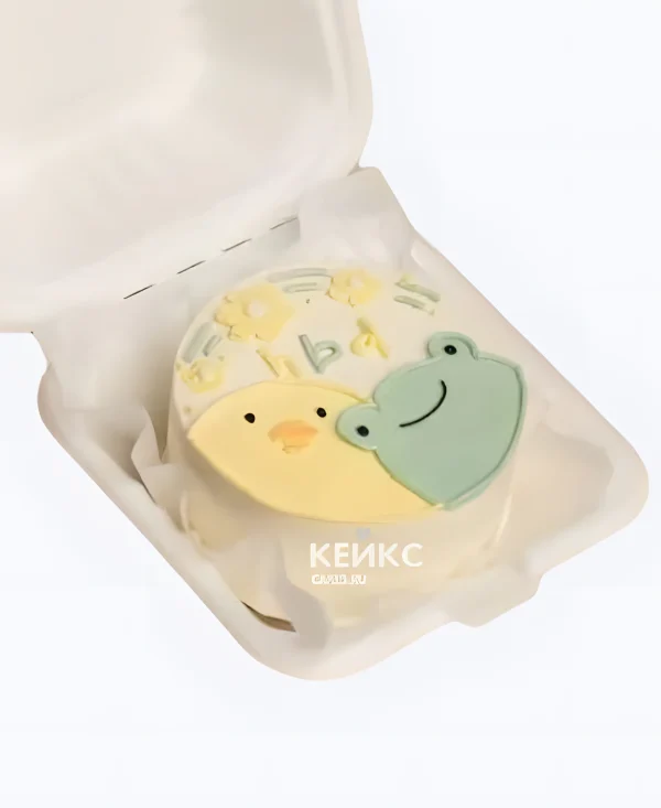 Бенто-торт на рождение с утенком и лягушкой Фото