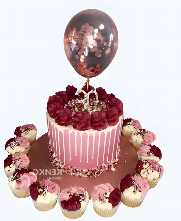 Блестящий торт женщине на 30 лет с шаром и капкейками Фото