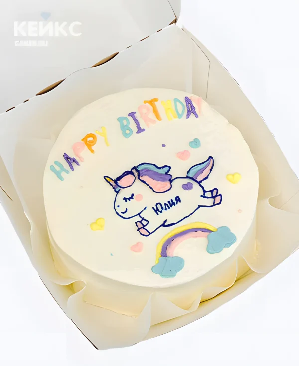 Чудесный бенто торт с единорогом и разноцветной надписью Фото