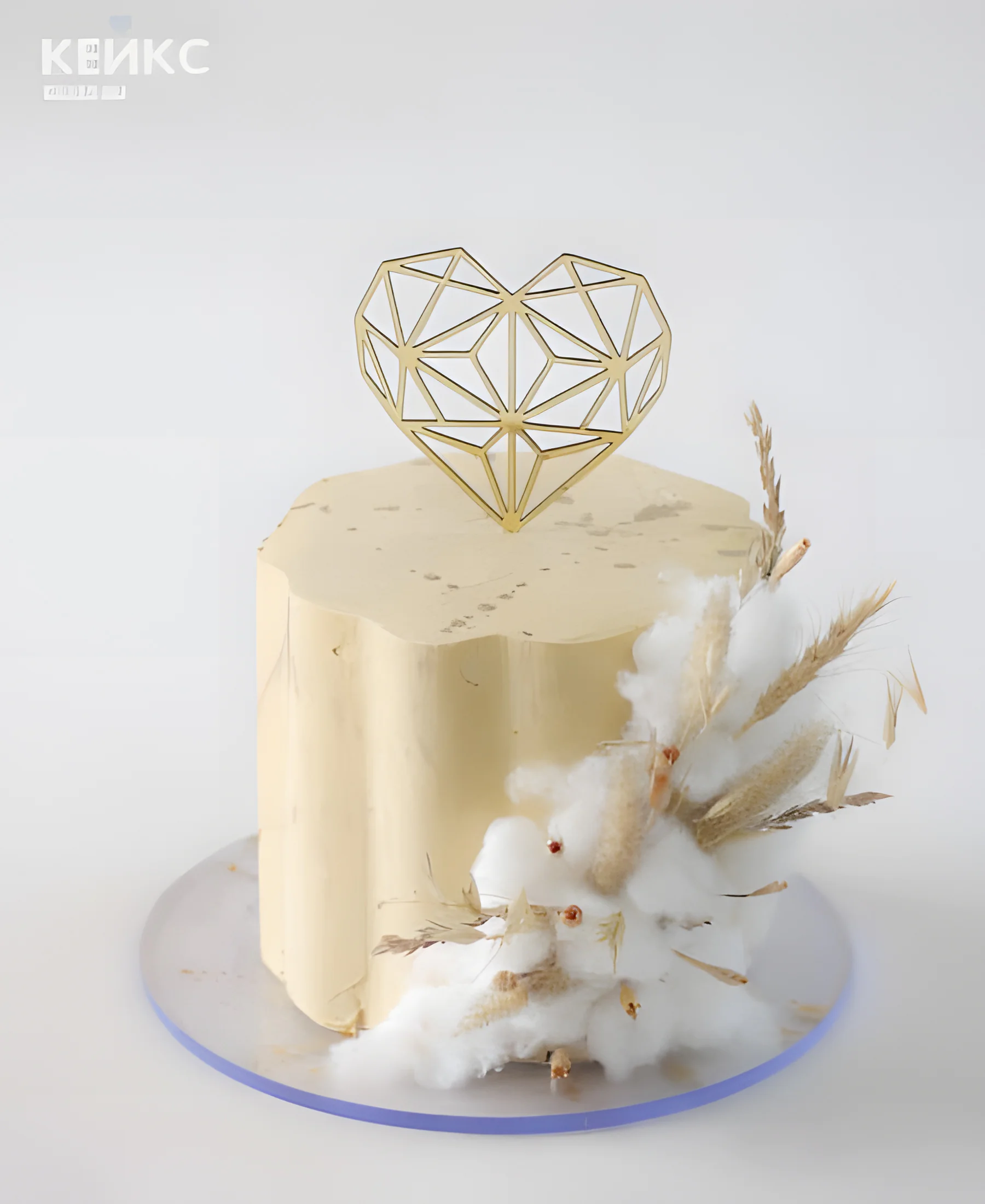 Эстетичный торт с хлопком Фото