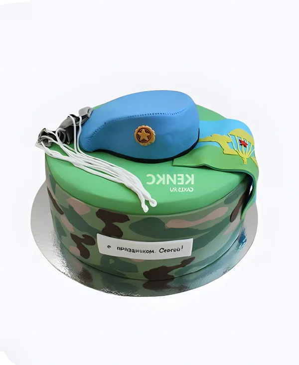 Красивый мастичный торт с надписью на 23 февраля Фото