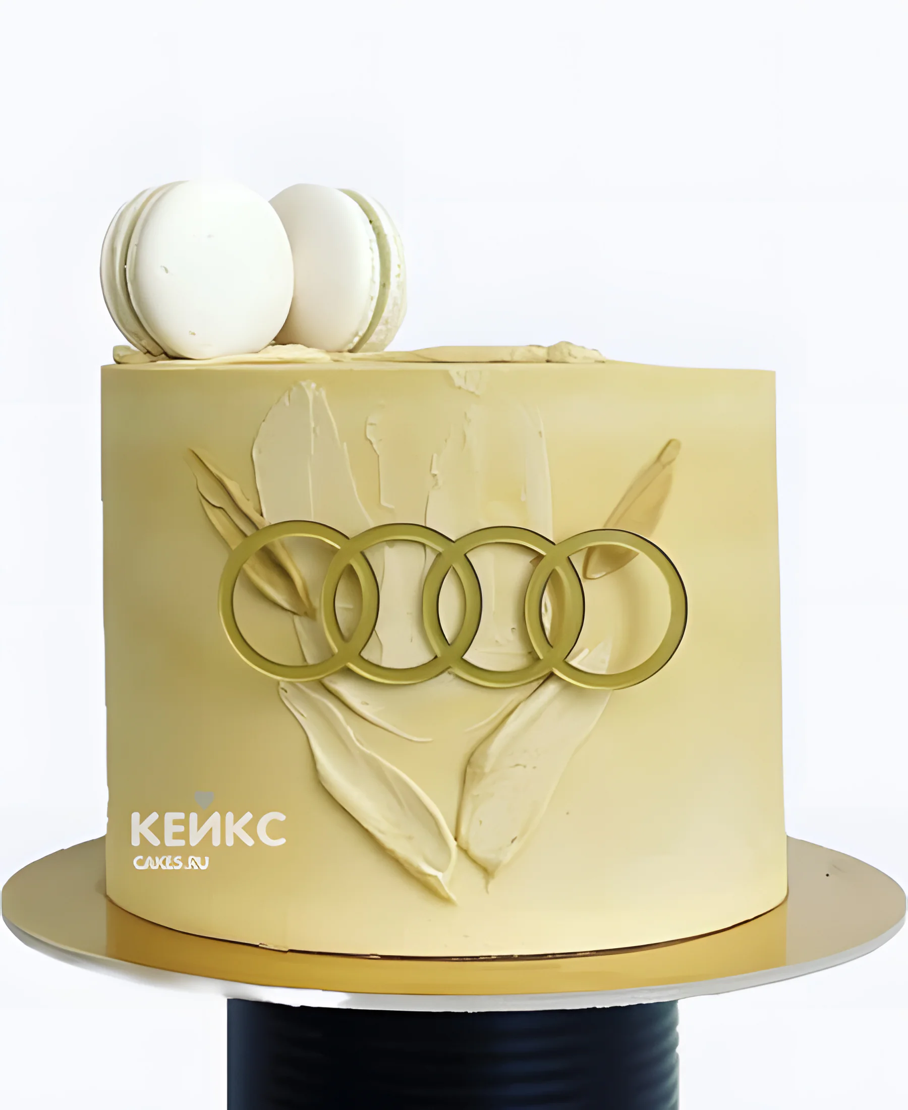 Красивый торт Ауди с макарон Фото