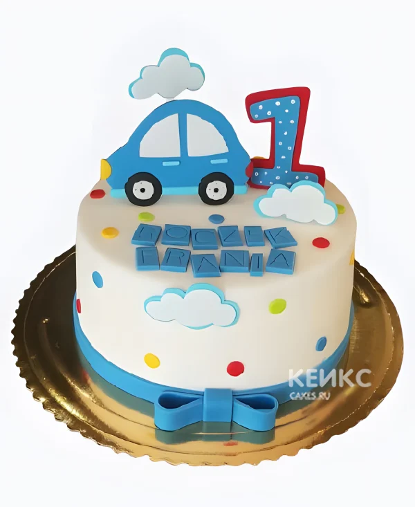Легкий торт с машинкой и бантиком Фото