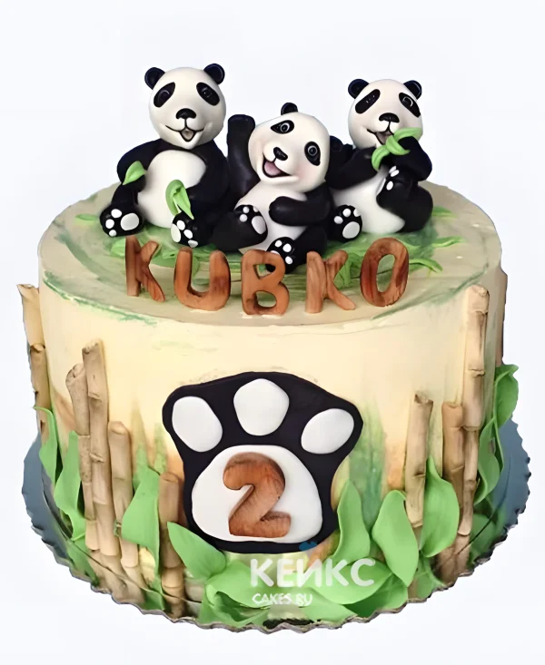 Мастичный бенто торт с фигурками панды Фото