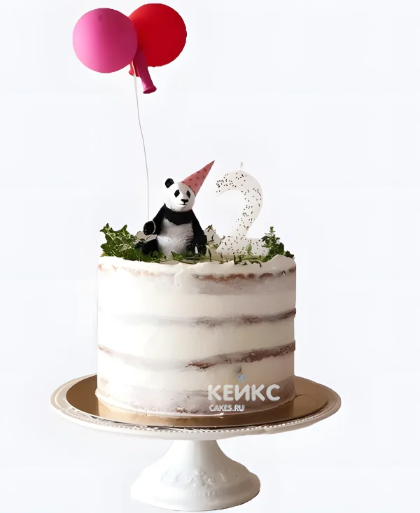 Нежный торт с кремом и фигуркой панды Фото