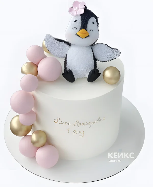 Нежный торт с пингвином Фото