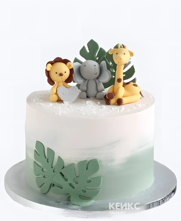 Пастельный торт для мальчика без мастики с фигурками животных Фото