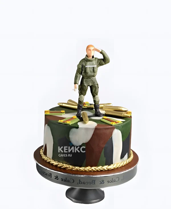 Торт на 23 февраля с фигуркой военного Фото