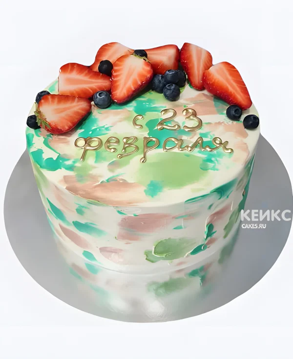 Торт на 23 февраля в пастельных тонах с ягодами клубники Фото