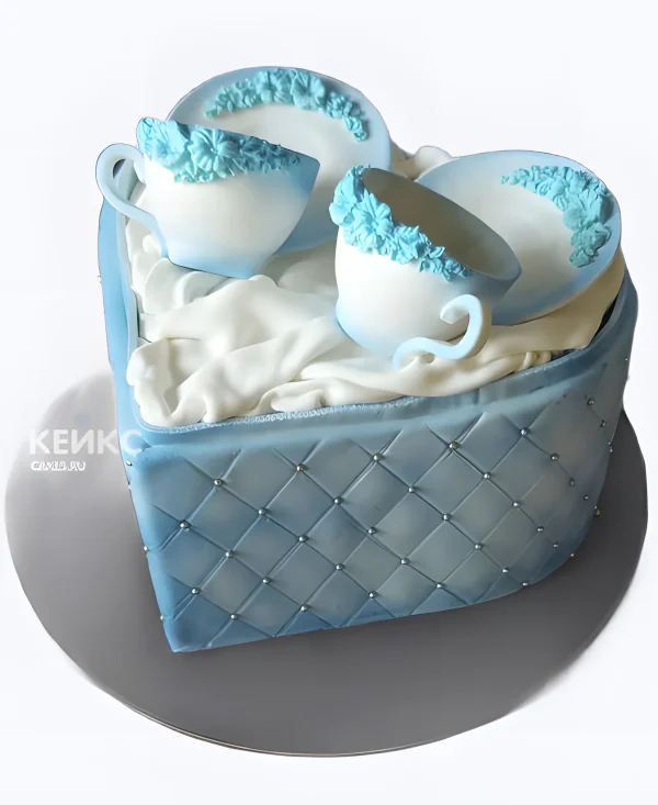 Торт на фарфоровую свадьбу в виде подарочной коробки Фото