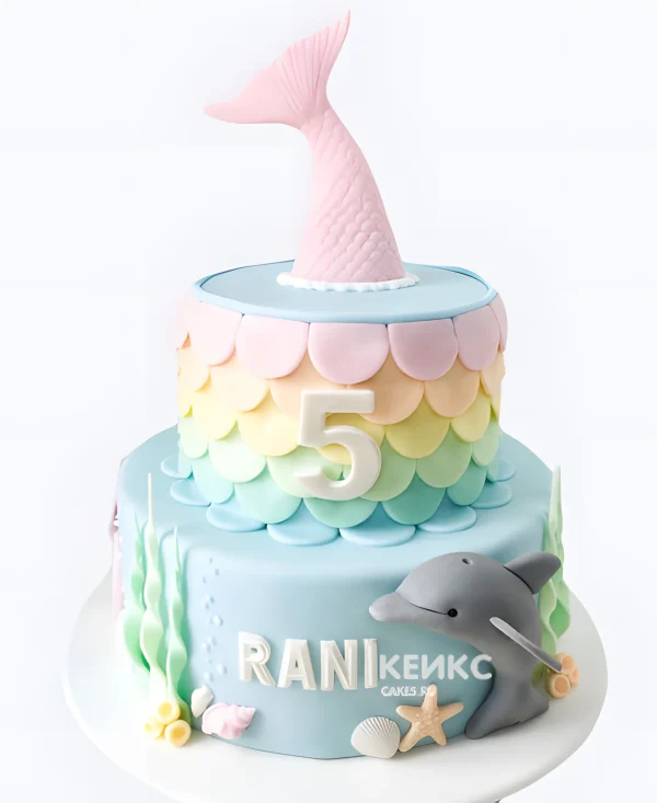 Торт с дельфином и чешуями Фото