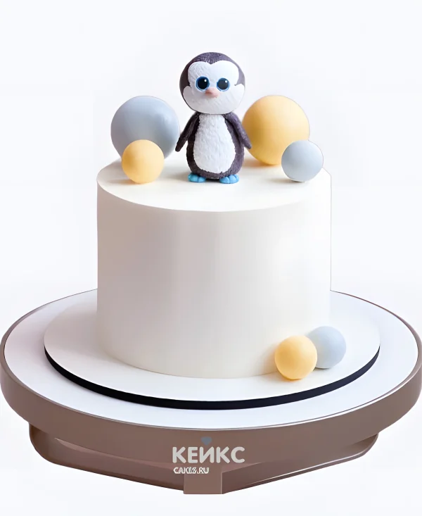 Торт с пингвином и шариками Фото
