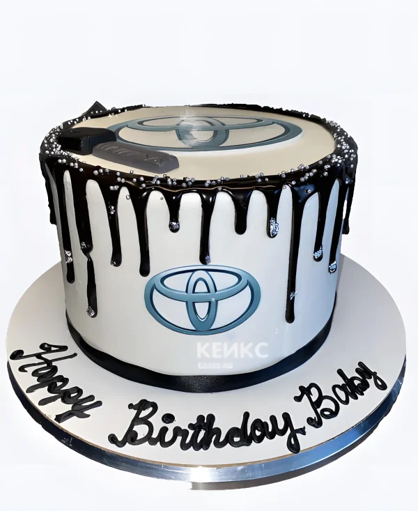 Торт тойота с шоколадной глазурью Фото