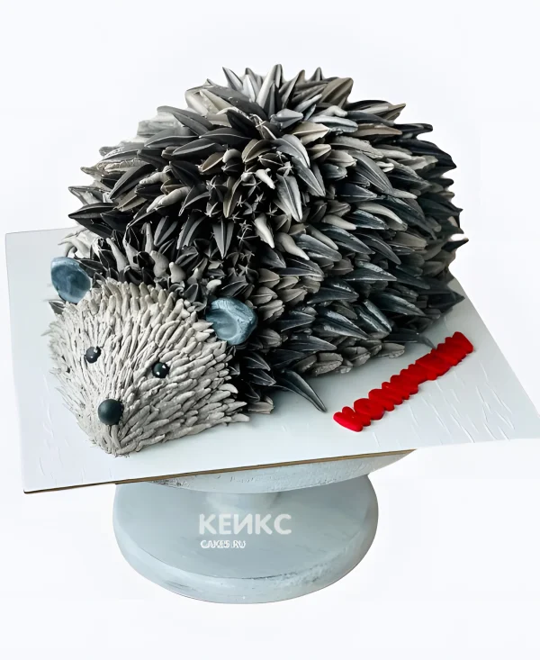 Торт 3D в виде серого ежика Фото