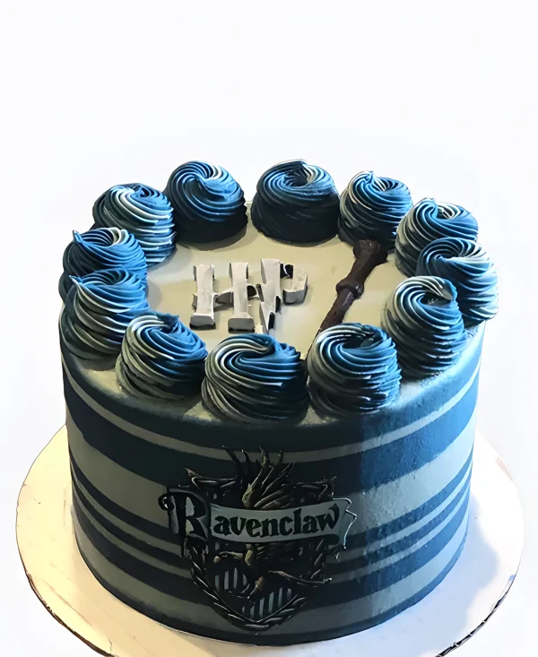 Уникальный синий тортик в тематике Гарри Поттер с палочкой Фото