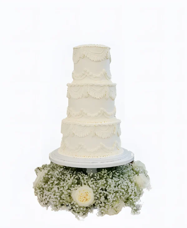 Ажурный трендовый торт на свадьбу Фото