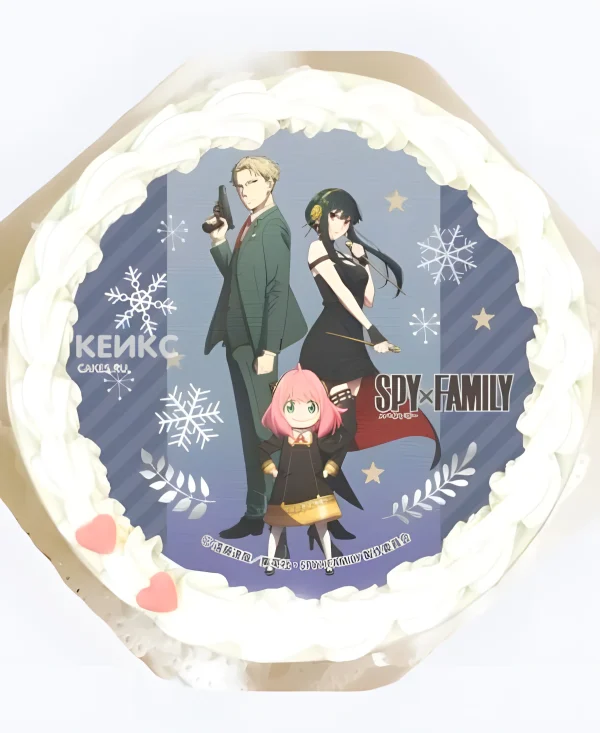 Белый кремовый торт на день рождения аниме Семейка шпионов Фото