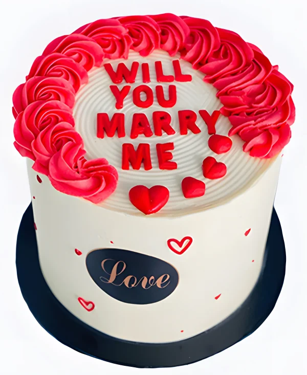 Белый торт с ярким декором на сватовство Фото