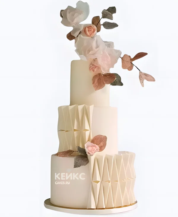 Бежевый свадебный торт Геометрия с розами Фото