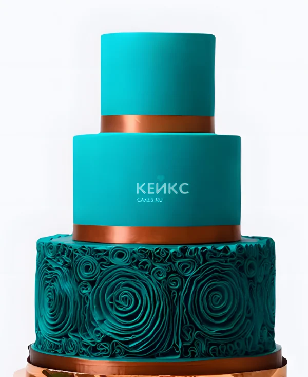 Бирюзовый свадебный торт с коричневыми лентами Фото