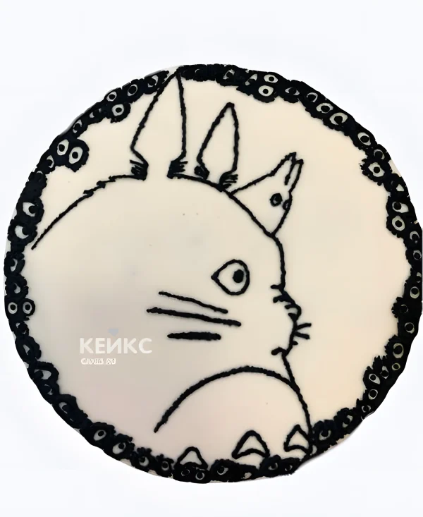 Черно-белый торт на день рождения аниме Мой сосед Тоторо Фото