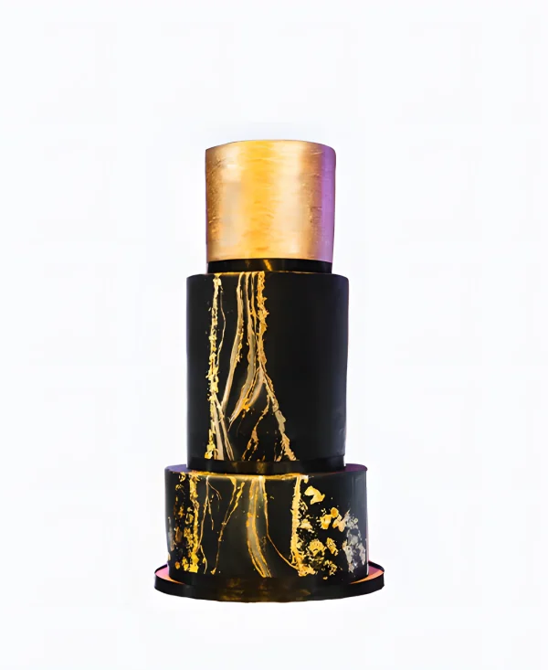 Черно-золотой трендовый торт на свадьбу Фото