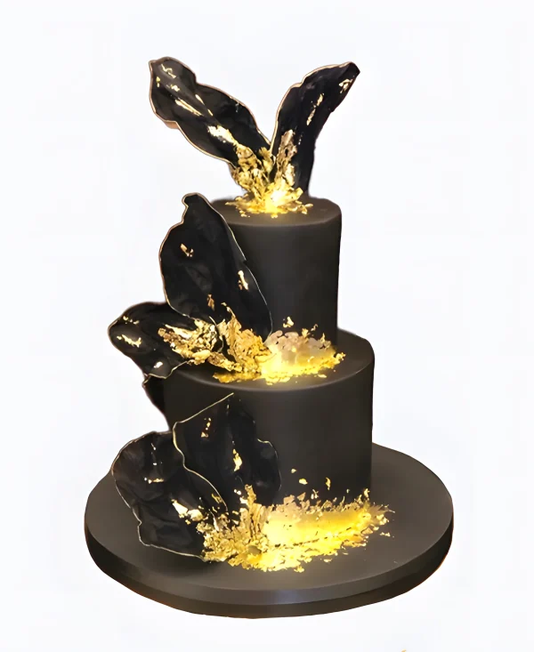 Черный трендовый торт с золотым украшением на свадьбу Фото