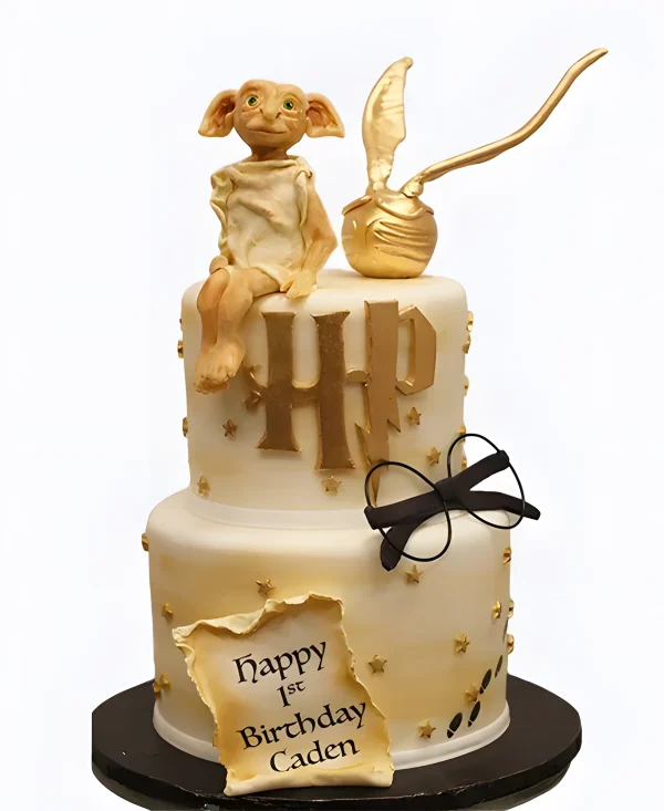 Двухъярусный бежевый торт с Добби и письмом Фото