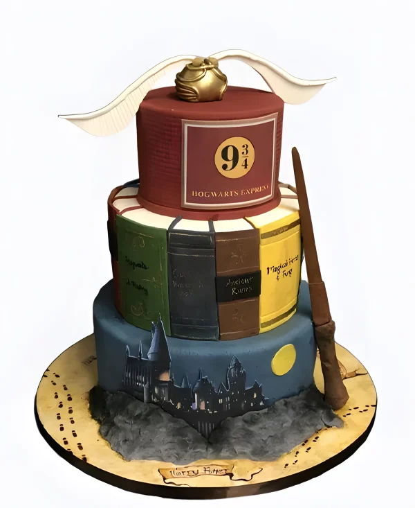 Тортик в три яруса с Гарри Поттером и книгами Фото