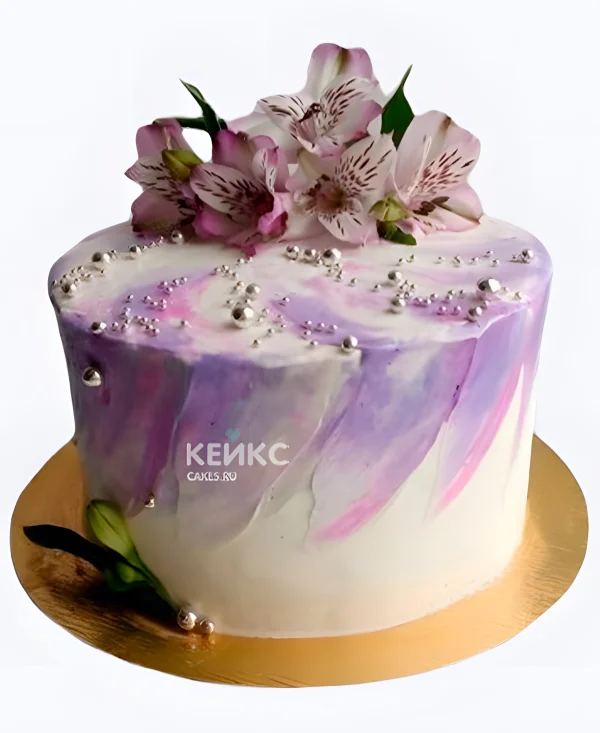 Фиолетовый свадебный торт с альстромериями и жемчугом Фото