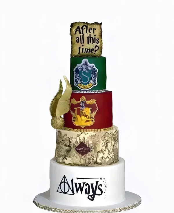 Торт в пять ярусов по Гарри Поттеру с разными факультетами Фото