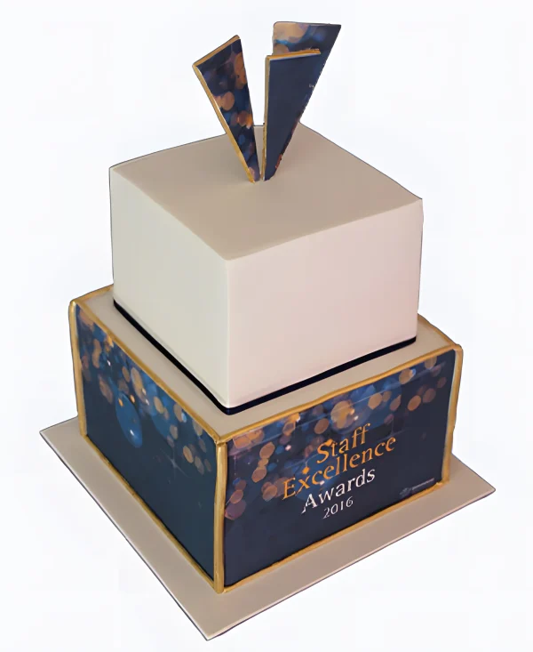 Корпоративный торт с фотопечатью боке Фото