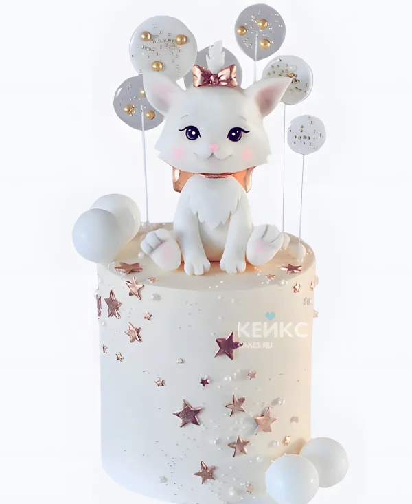 Красивый торт девочке с леденцами и котенком Фото