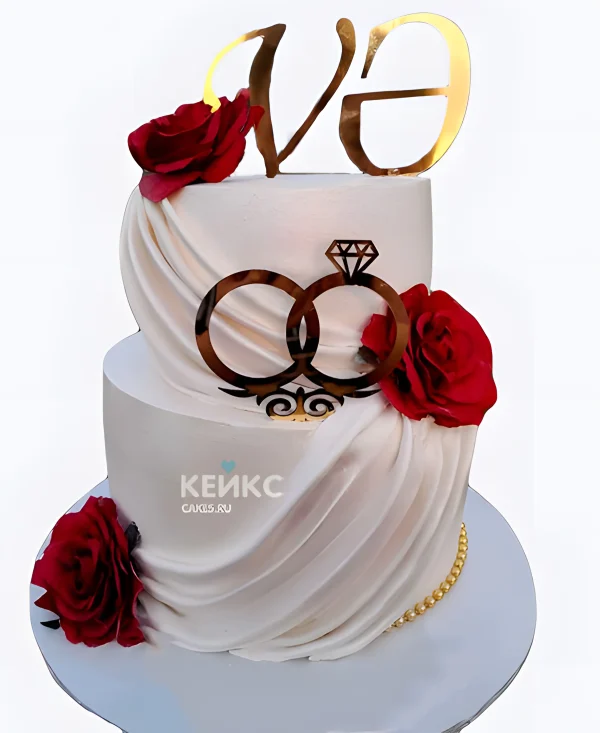 Красно-белый свадебный торт с инициалами и красными розами Фото
