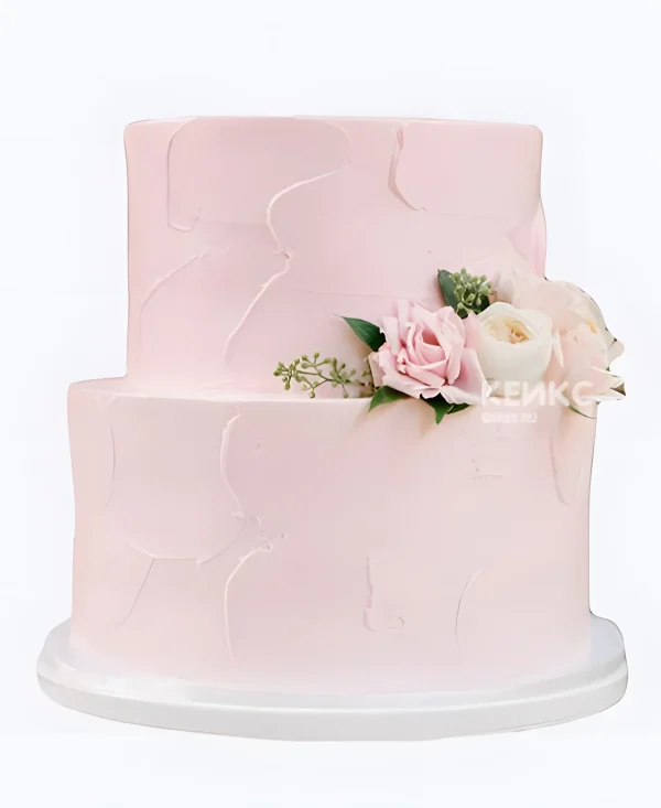Кремовый свадебный торт нежно-розовый Фото